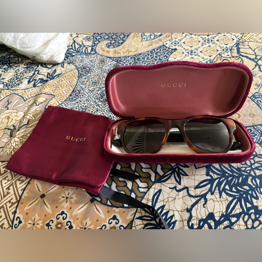 gucci sunglasses
